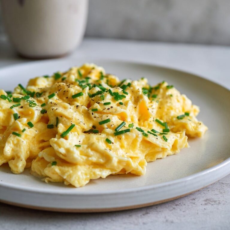 Huevos revueltos de 4 ingredientes de Oprah – Cremosos y simples